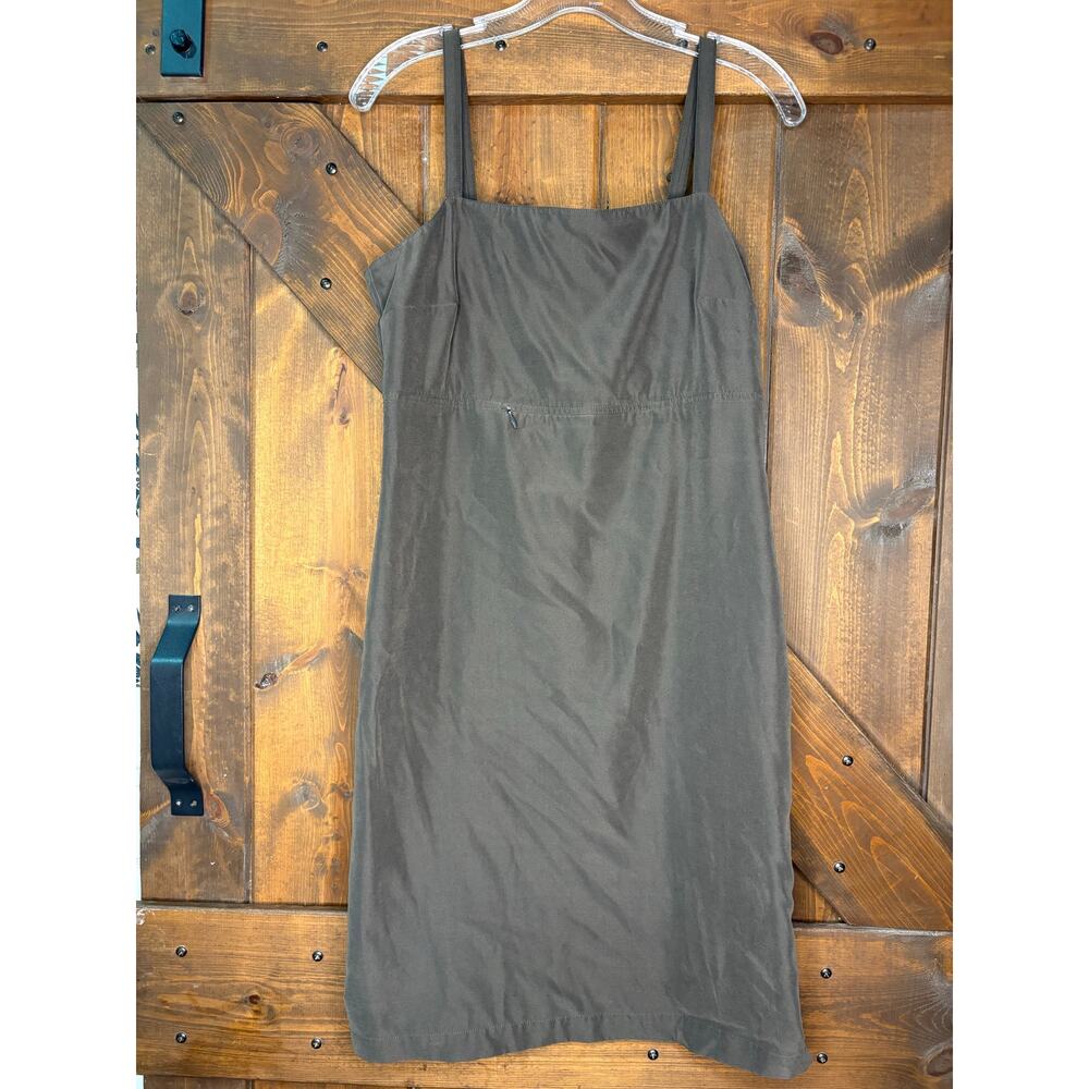Vintage Patagonia women’s 8 Duway midi dress
